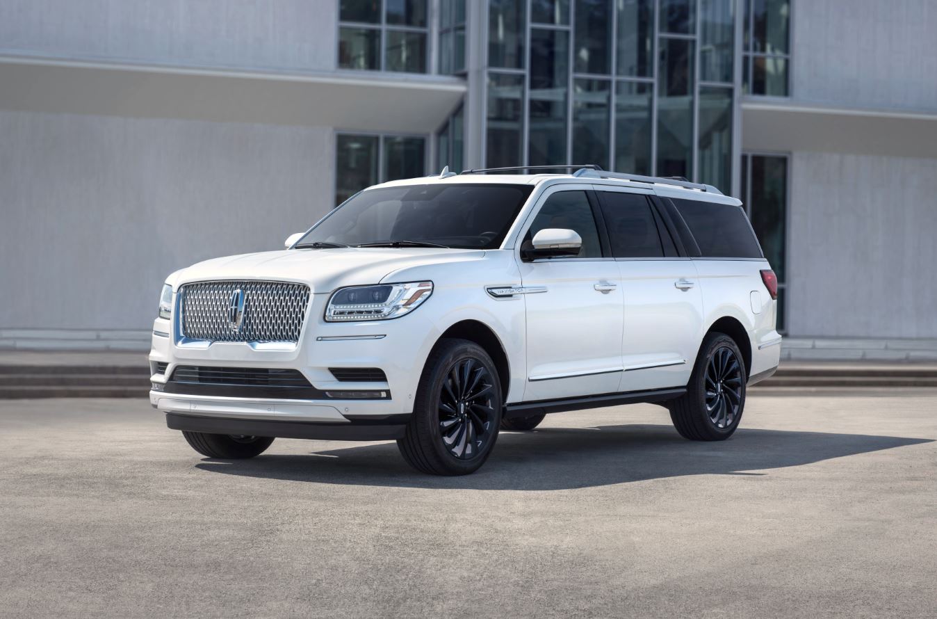  2021 Lincoln Navigator.jpg