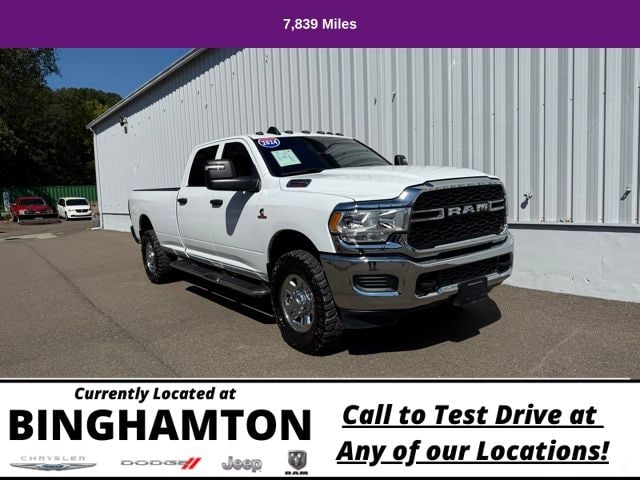 3C6UR5HL3RG172008