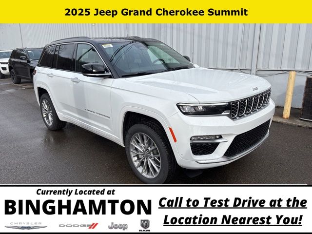 2025 Jeep Grand Cherokee Summit's photo