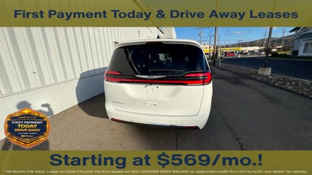 New 2026 Chrysler Pacifica Select Passenger Van