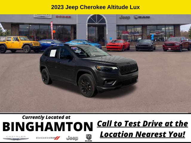 Used 2023 Jeep Cherokee Altitude Lux SUV