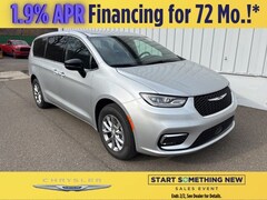 2026 Chrysler Pacifica Select Passenger Van