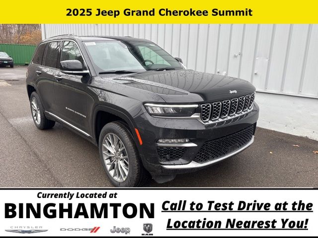 2025 Jeep Grand Cherokee Summit's photo