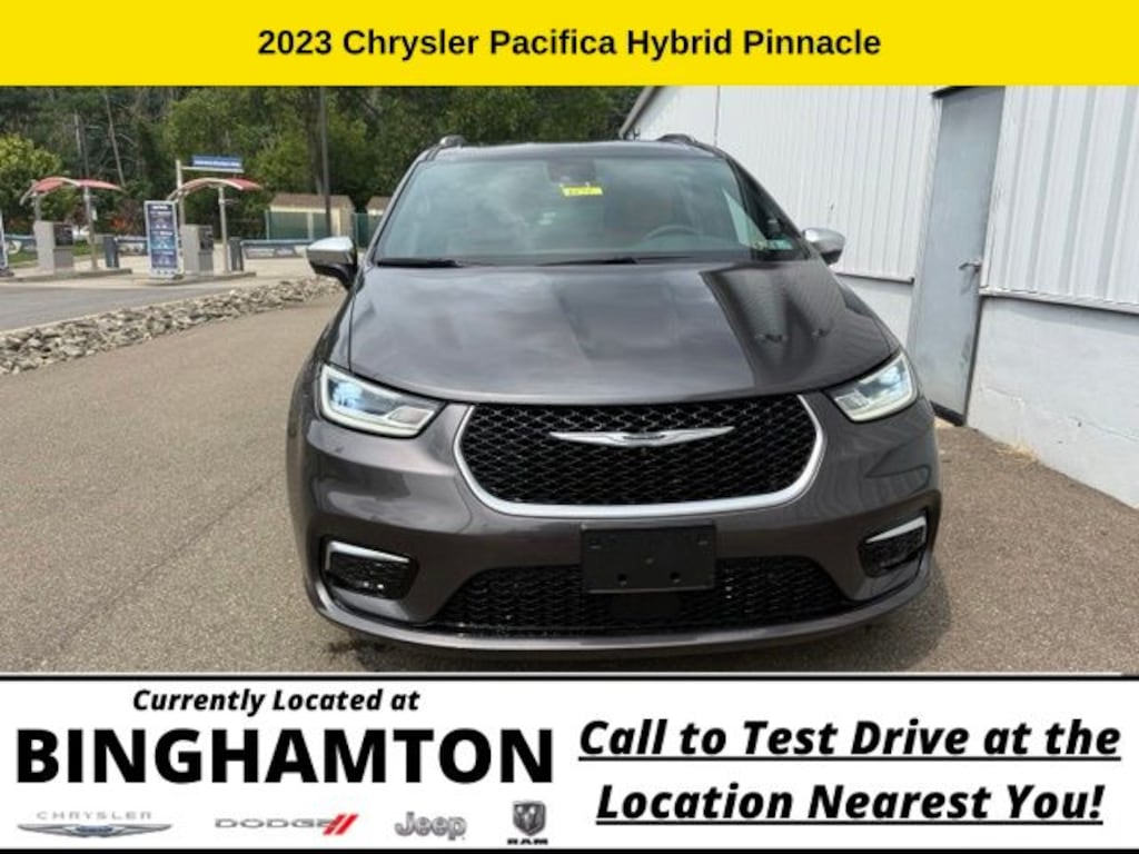 Used 2023 Chrysler Pacifica Plug-In Hybrid Pinnacle Van Passenger Van