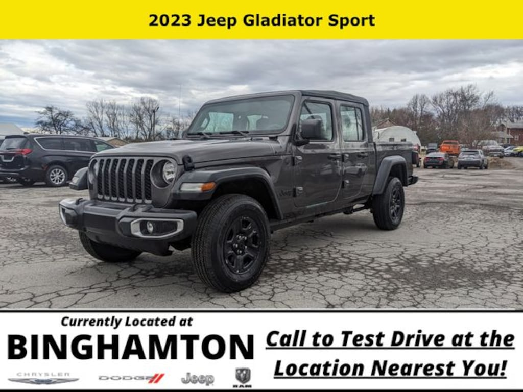 Used 2023 Jeep Gladiator Sport Truck Crew Cab