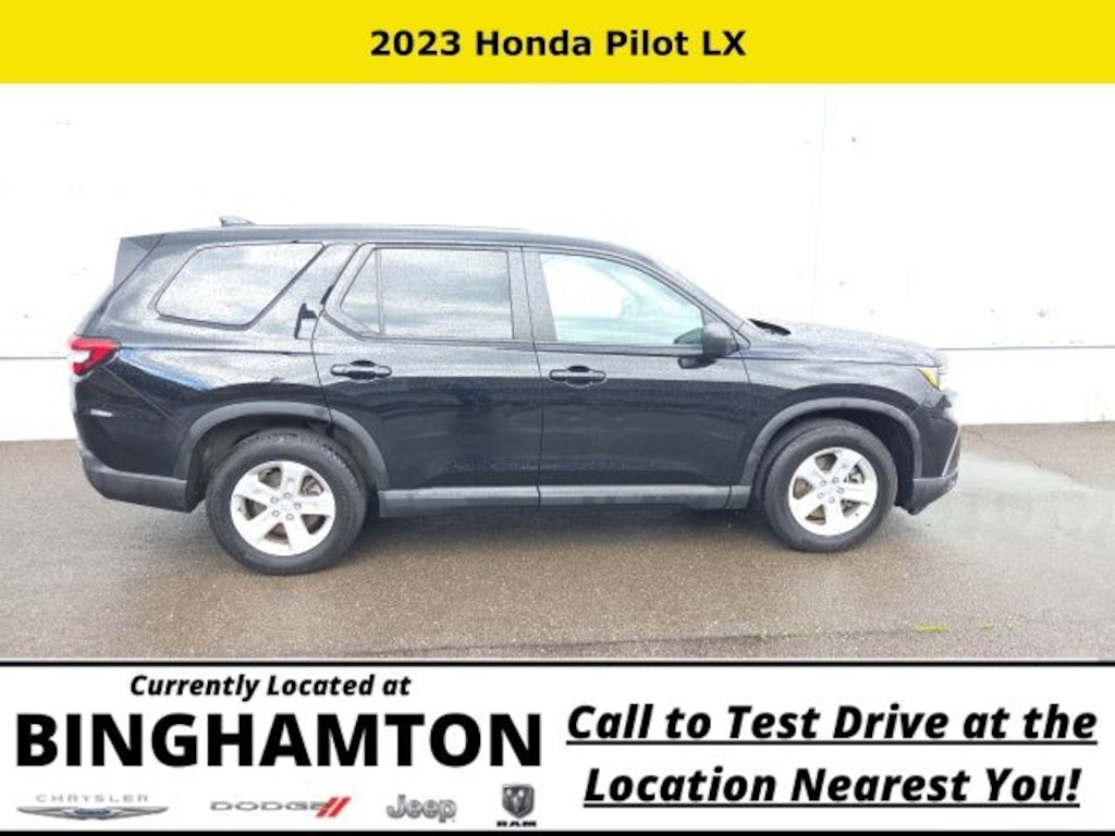 Used 2023 Honda Pilot LX SUV