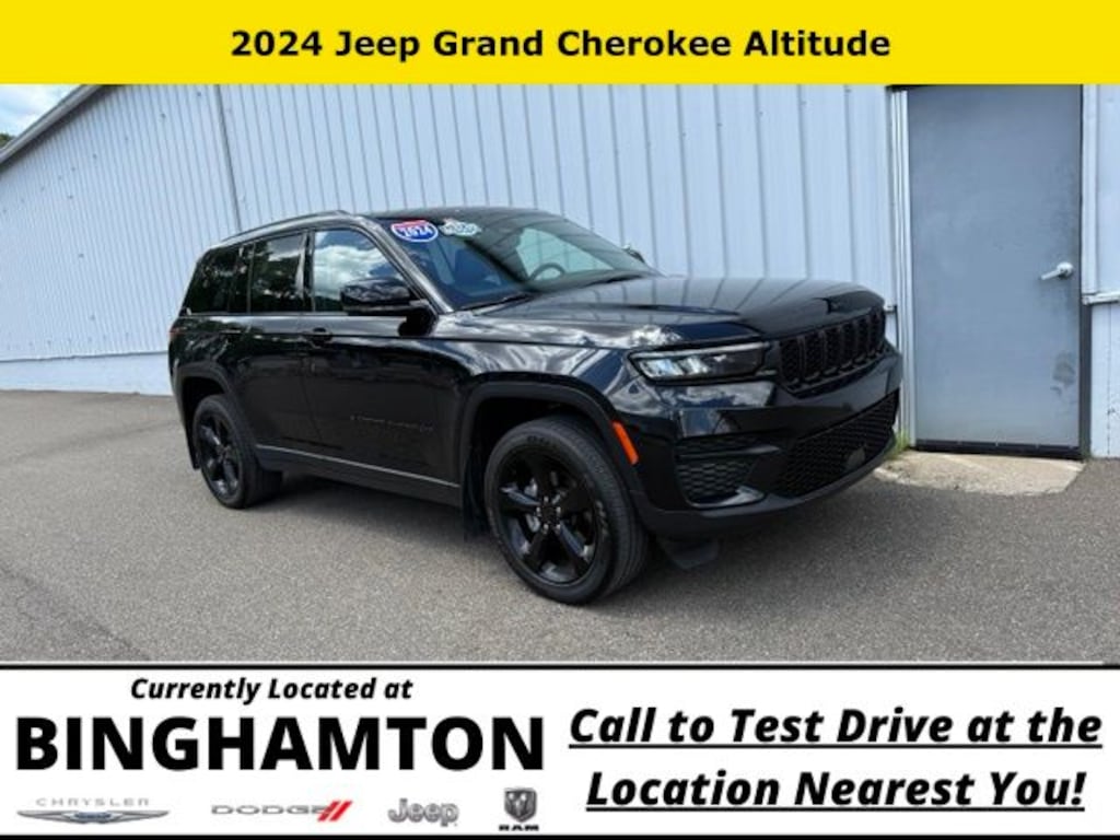 Used 2024 Jeep Grand Cherokee Laredo SUV
