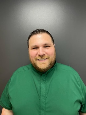 Staff member Mike Sardella from ID_29eb60e02d8a