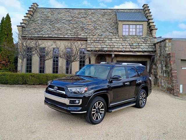 2014 Toyota 4Runner's photo