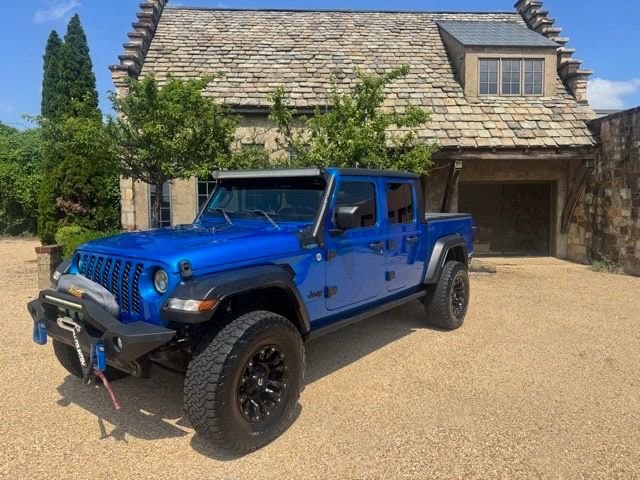 2020 Jeep Gladiator Sport S's photo