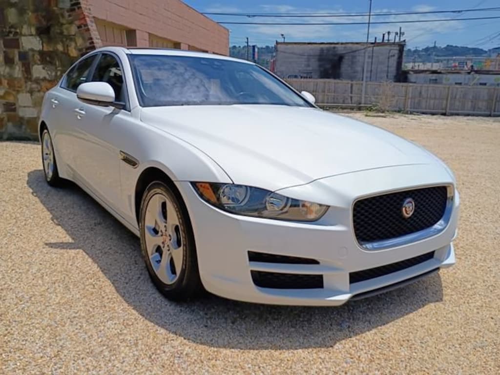 Used 2017 Jaguar XE 25t Sedan