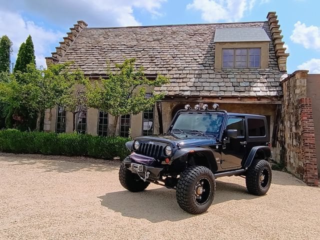 2010 Jeep Wrangler Sahara's photo