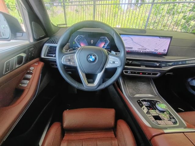 2024 BMW X7 40i - Photo 37