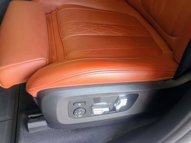 2024 BMW X7 40i - Photo 27