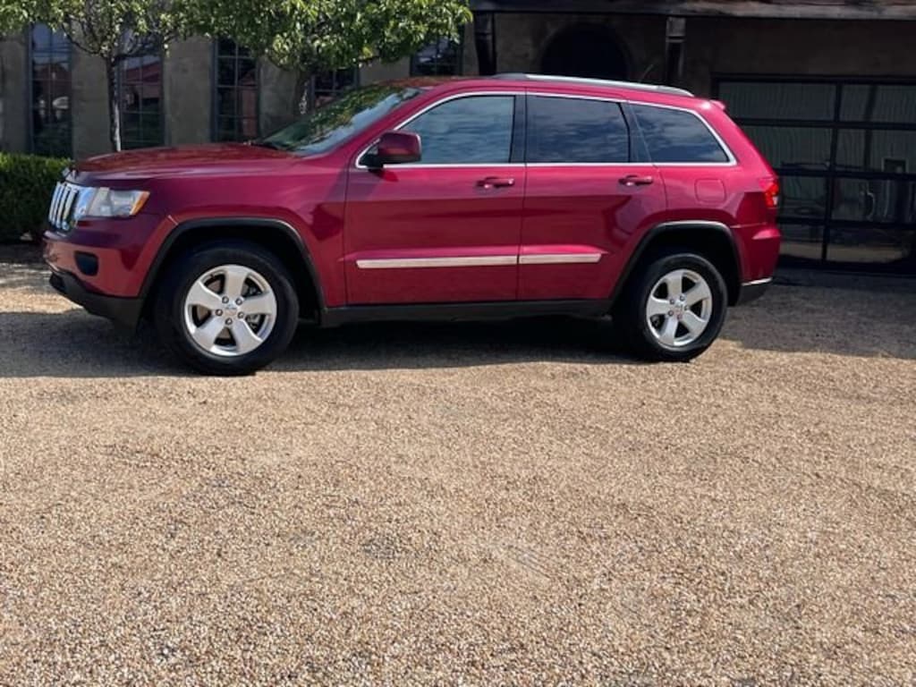 Used 2013 Jeep Grand Cherokee Laredo SUV
