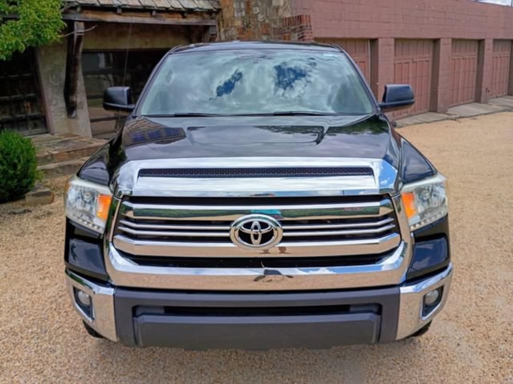 Used 2016 Toyota Tundra SR5 5.7L V8 w/FFV Truck Double Cab