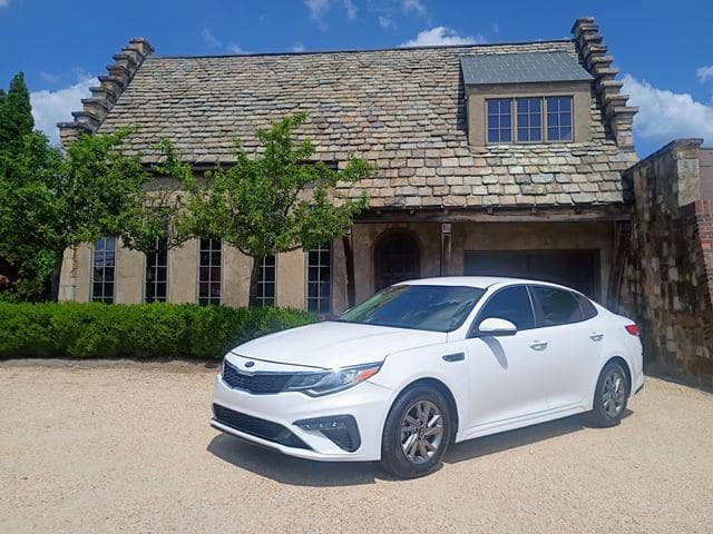2020 Kia Optima LX AT's photo
