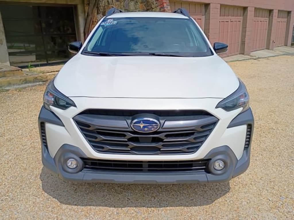 Used 2023 Subaru Outback Premium SUV