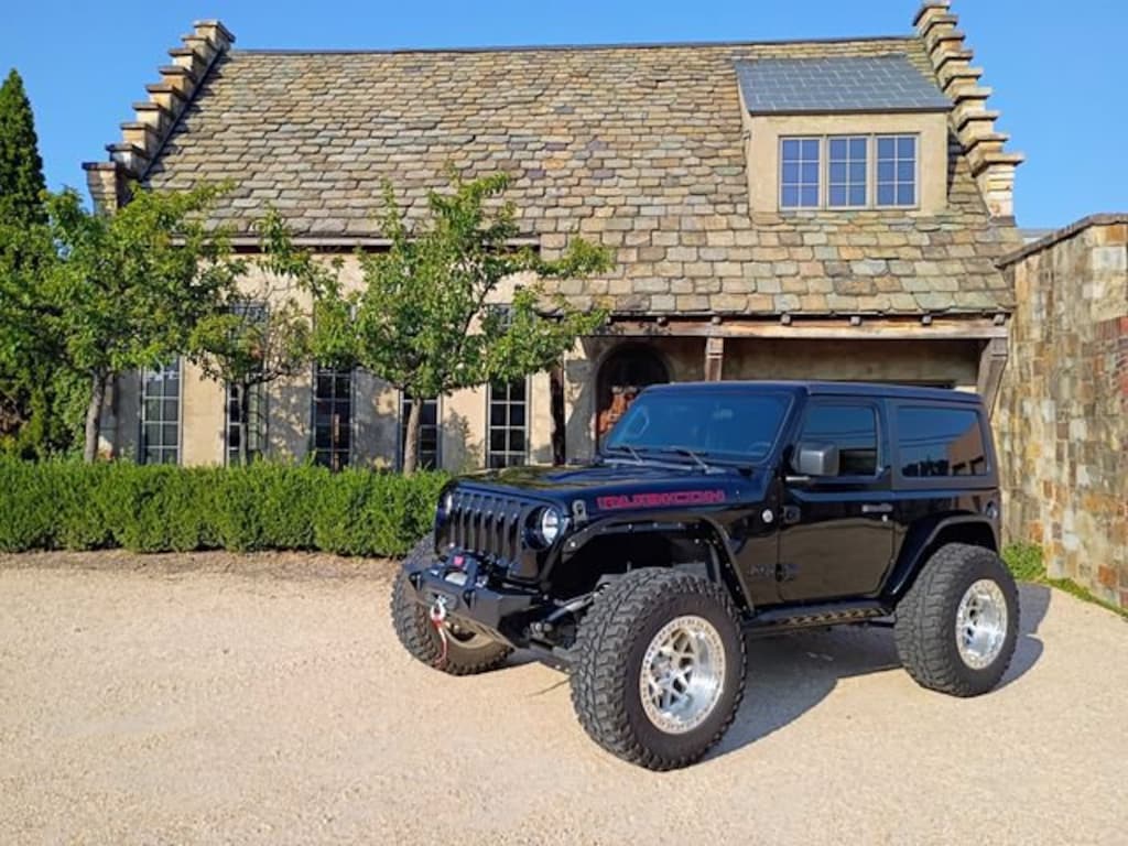 Used 2021 Jeep Wrangler Sport SUV