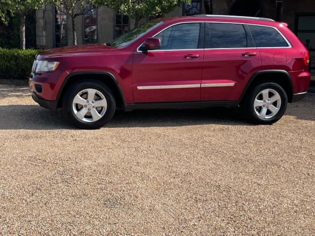 Used 2013 Jeep Grand Cherokee Laredo SUV