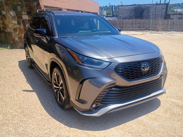 2022 Toyota Highlander XSE 4x4 V6's photo