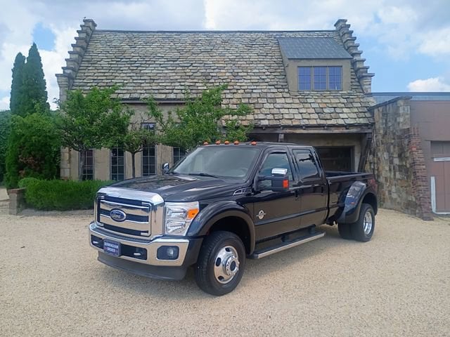 2011 Ford F-450 Lariat 4x4 Crew Cab 172-In DRW's photo