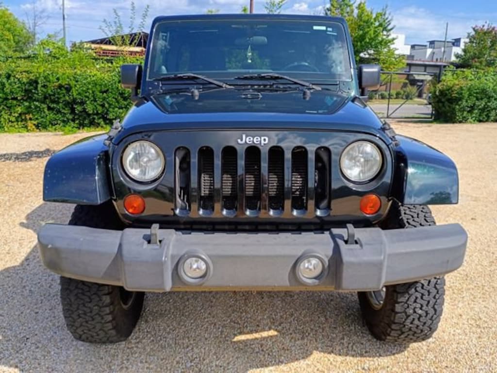 Used 2012 Jeep Wrangler Unlimited Sahara SUV