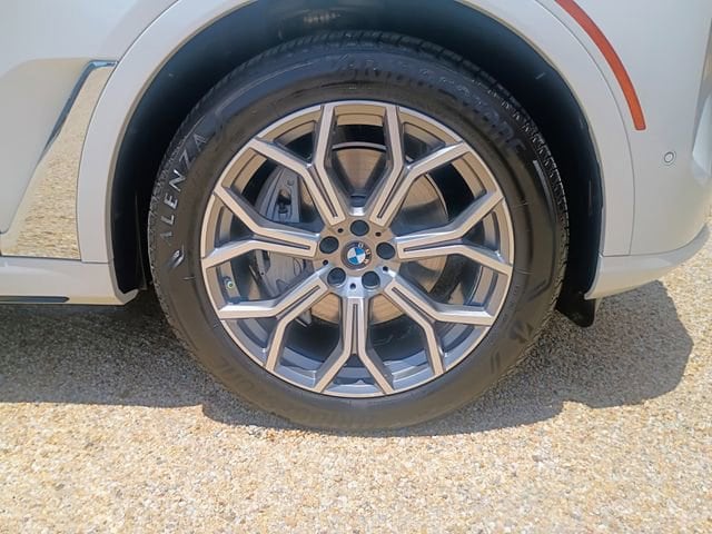 2024 BMW X7 40i - Photo 19