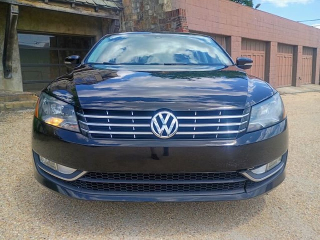 Used 2014 Volkswagen Passat 1.8T SEL Premium Sedan