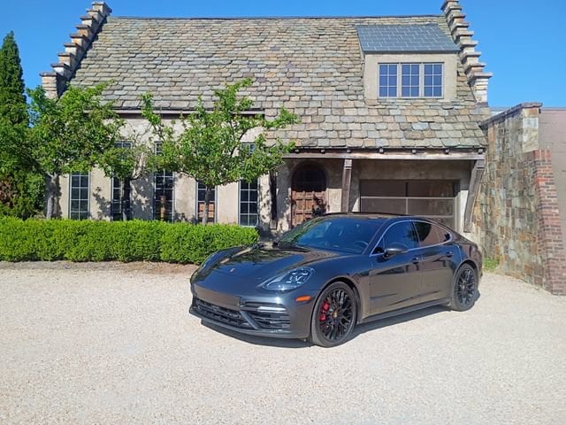 2017 Porsche Panamera Turbo