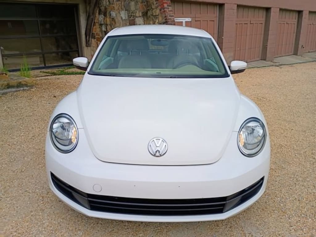 Used 2013 Volkswagen Beetle 2.5L w/PZEV Hatchback