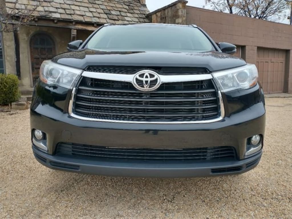 Used 2016 Toyota Highlander SUV