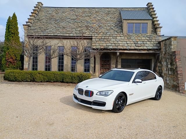 2014 BMW 7 Series 750Li's photo