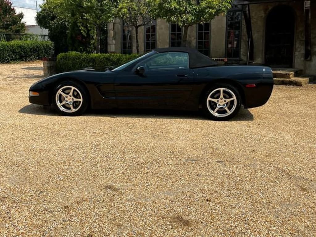 Used 2002 Chevrolet Corvette Base Convertible