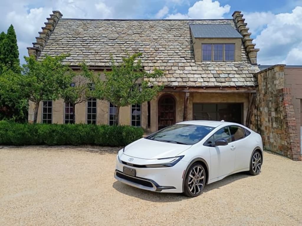 Used 2023 Toyota Prius Prime XSE Hatchback