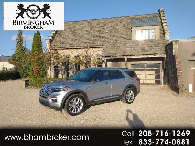 2021 Ford Explorer Platinum's photo