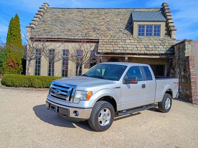 2011 Ford F-150 XLT's photo