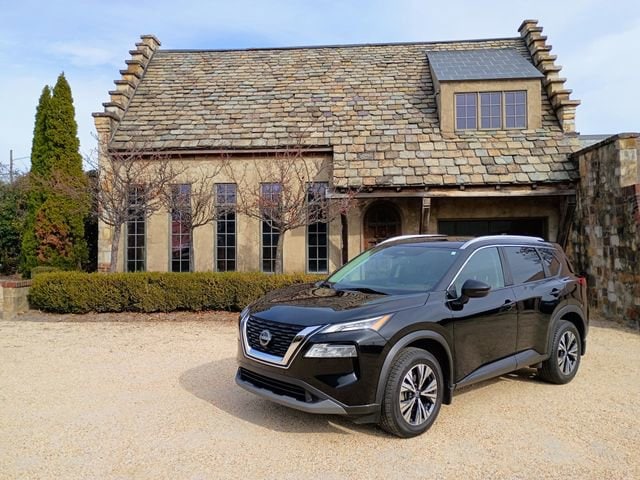 2022 Nissan Rogue SV
