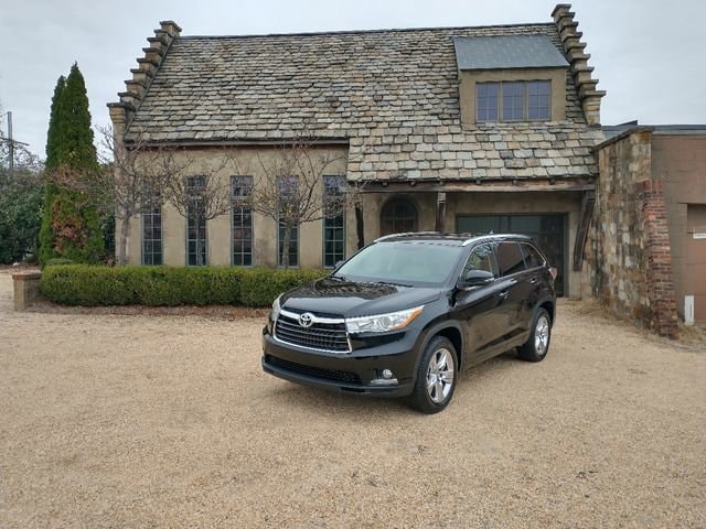 2016 Toyota Highlander Limited's photo