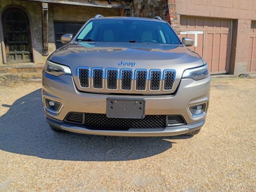 Used 2019 Jeep Cherokee Limited 4x4 SUV