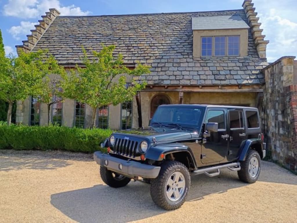 Used 2012 Jeep Wrangler Unlimited Sahara SUV