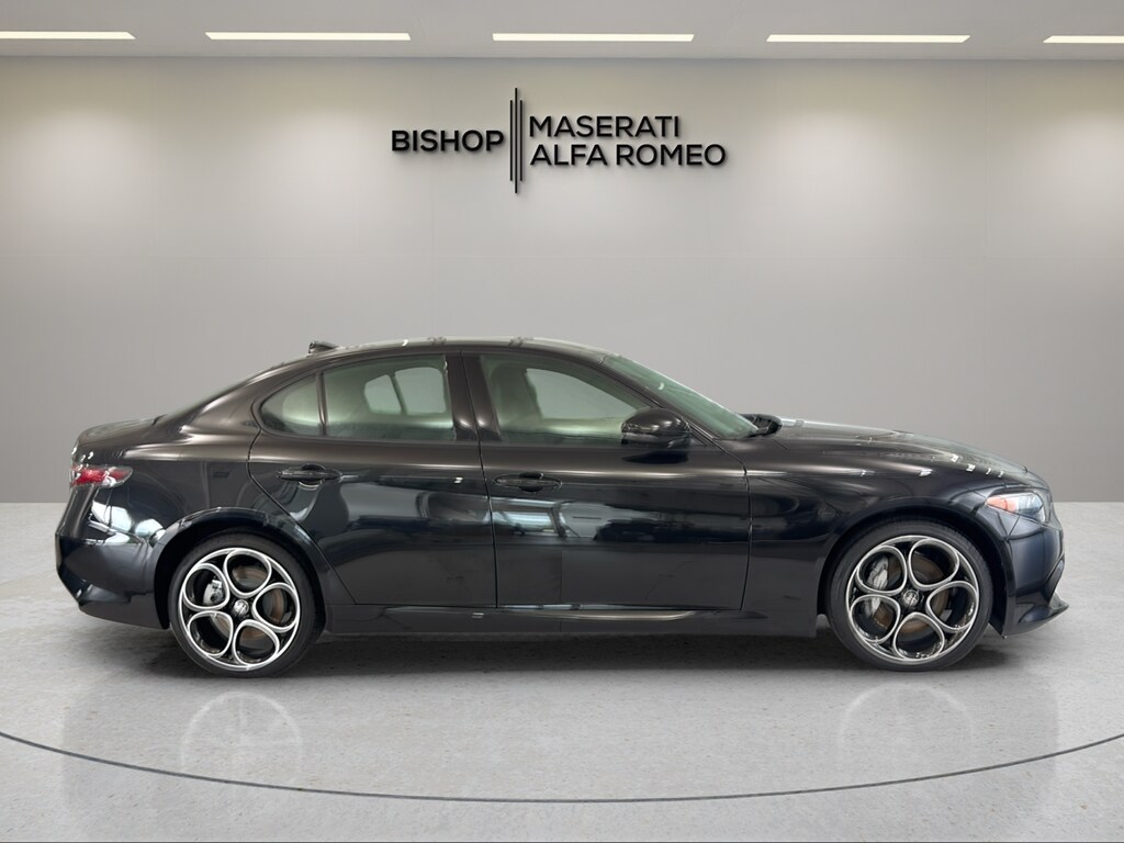 New 2025 Alfa Romeo Giulia Sedan