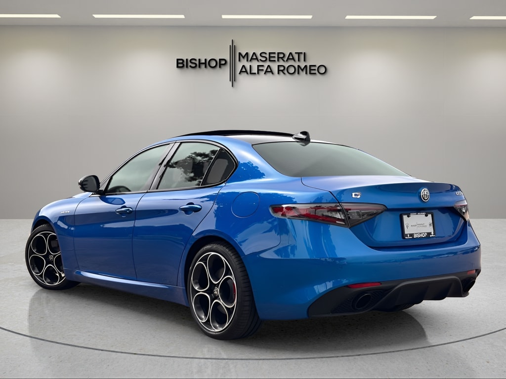 New 2025 Alfa Romeo Giulia Sedan
