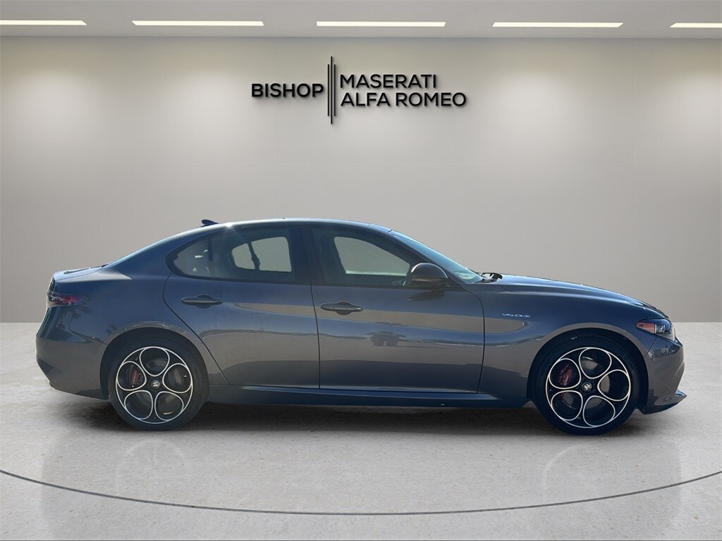 New 2025 Alfa Romeo Giulia Sedan