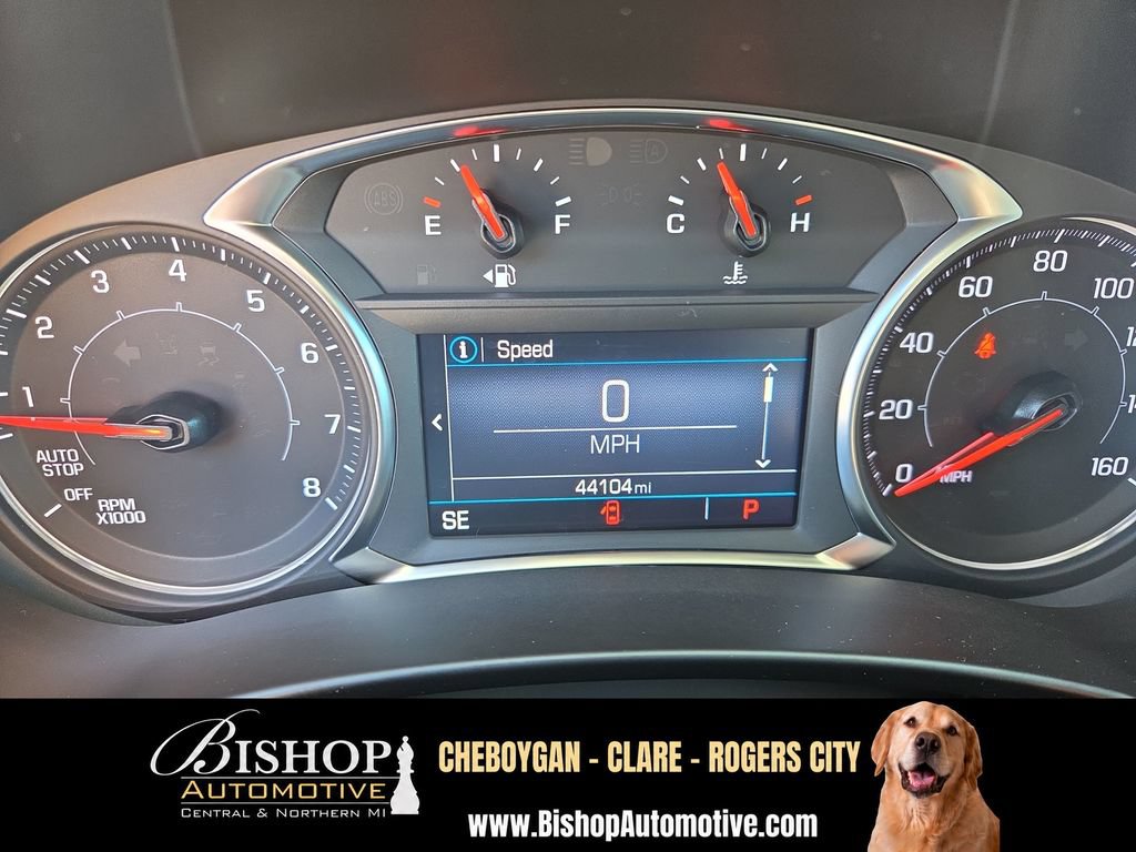2024 GMC Terrain SLE vehicle photo 2