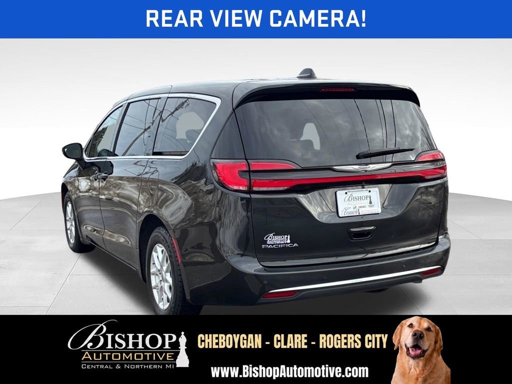 2023 Chrysler Pacifica Touring L - Photo 9