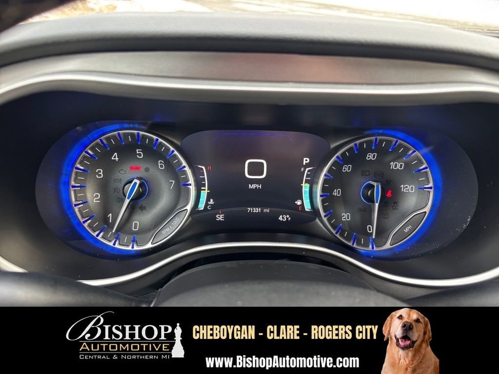 2023 Chrysler Pacifica Touring L - Photo 20