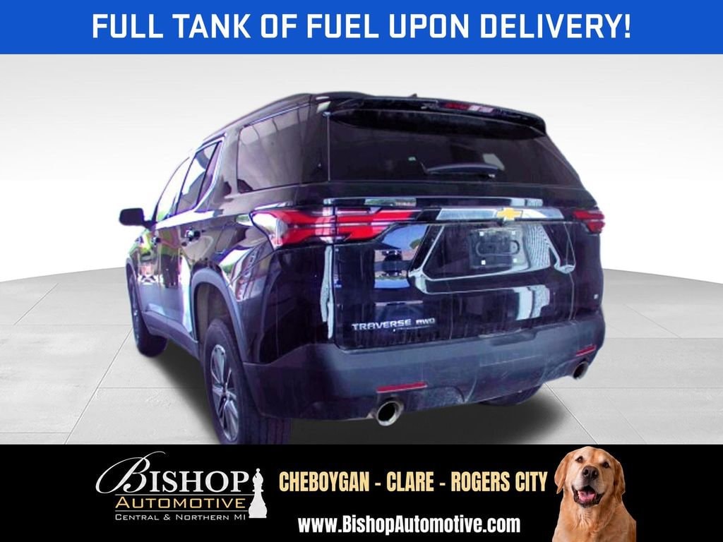 2023 Chevrolet Traverse LT Cloth image 2