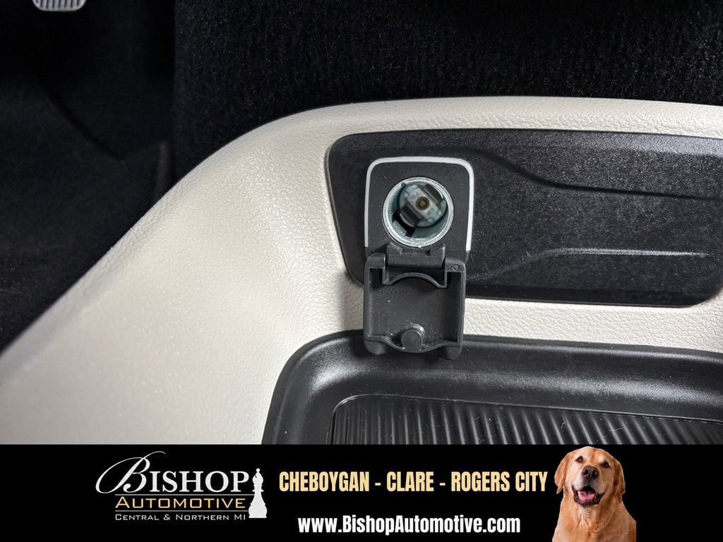 2023 Chrysler Pacifica Touring L - Photo 22