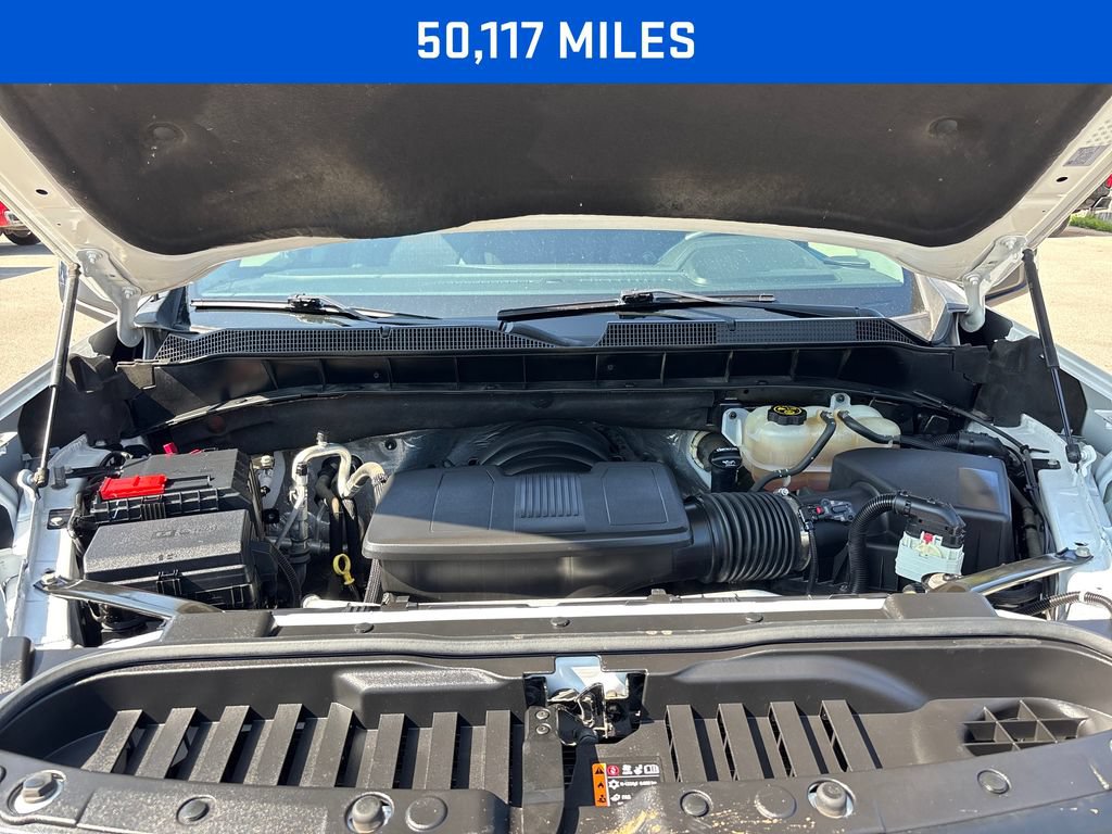 2023 Chevrolet Silverado 1500 LT vehicle photo 4